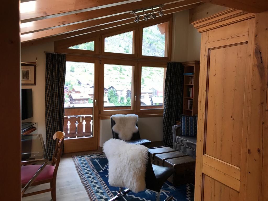 Chalet Guggenbiel Церматт Экстерьер фото