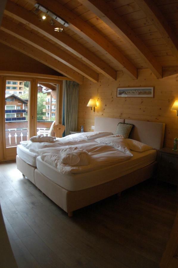 Chalet Guggenbiel Церматт Экстерьер фото