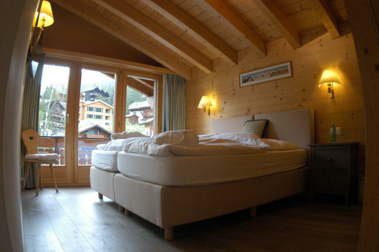 Chalet Guggenbiel Церматт Экстерьер фото